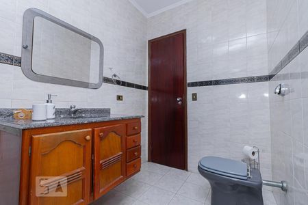 Casa à venda com 200m², 3 quartos e 3 vagasBanheiro Social