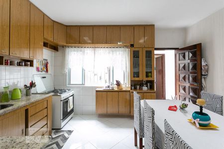 Casa à venda com 260m², 4 quartos e 3 vagasCozinha