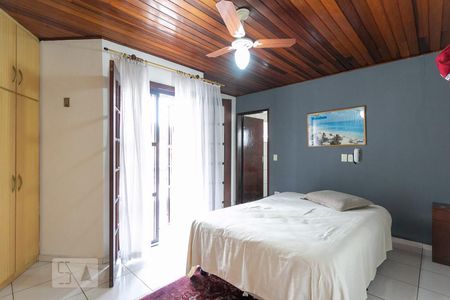 Casa à venda com 260m², 4 quartos e 3 vagasSuíte