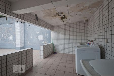 Casa à venda com 481m², 4 quartos e 8 vagas Casa à venda com 481m², 4 quartos e 8 vagasLavanderia