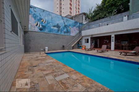 Casa à venda com 481m², 4 quartos e 8 vagas Casa à venda com 481m², 4 quartos e 8 vagasQuintal