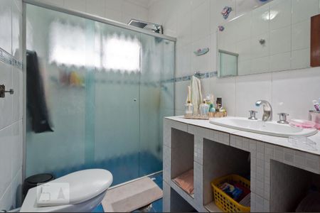 Casa à venda com 481m², 4 quartos e 8 vagas Casa à venda com 481m², 4 quartos e 8 vagasBanheiro 1