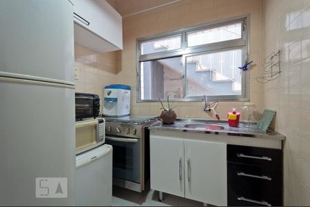 Casa à venda com 481m², 4 quartos e 8 vagas Casa à venda com 481m², 4 quartos e 8 vagasCozinha 2- Edícula