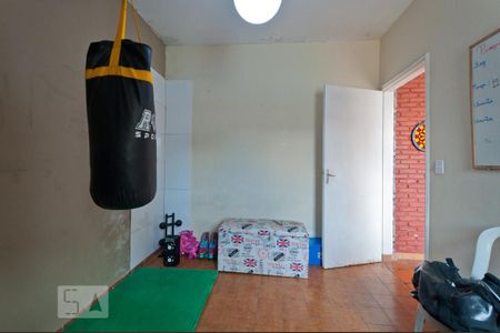 Casa à venda com 481m², 4 quartos e 8 vagas Casa à venda com 481m², 4 quartos e 8 vagasAcademia