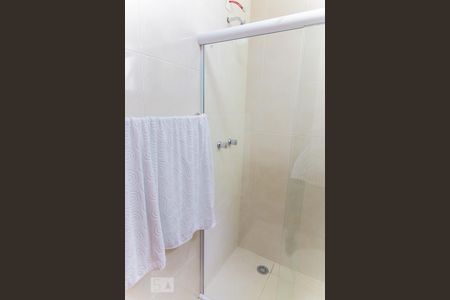 Apartamento para alugar com 60m², 2 quartos e 1 vaga Apartamento para alugar com 60m², 2 quartos e 1 vagaBanheiro da Suíte