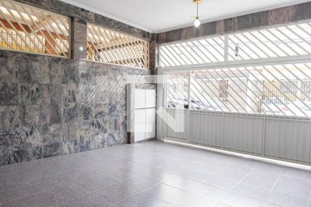 Casa à venda com 141m², 2 quartos e 2 vagas Casa à venda com 141m², 2 quartos e 2 vagasGaragem