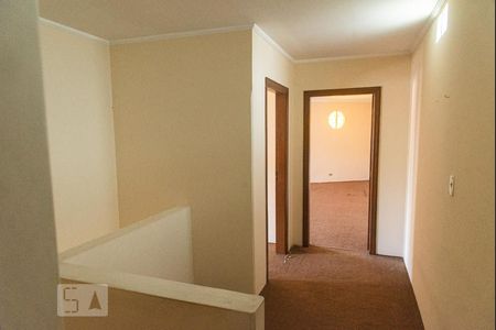 Casa à venda com 290m², 4 quartos e 2 vagas Casa à venda com 290m², 4 quartos e 2 vagasCorredor