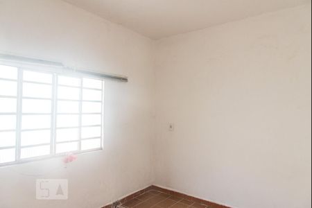 Casa à venda com 290m², 4 quartos e 2 vagas Casa à venda com 290m², 4 quartos e 2 vagasQuarto de Serviço