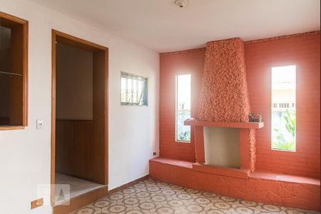 Casa à venda com 290m², 4 quartos e 2 vagas Casa à venda com 290m², 4 quartos e 2 vagasÁrea de serviço 1