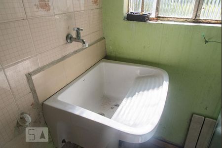 Casa à venda com 290m², 4 quartos e 2 vagas Casa à venda com 290m², 4 quartos e 2 vagasÁrea de serviço 2