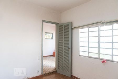 Casa à venda com 290m², 4 quartos e 2 vagas Casa à venda com 290m², 4 quartos e 2 vagasQuarto de Serviço