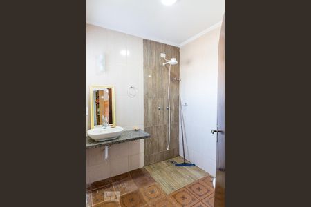 Banheiro de kitnet/studio para alugar com 1 quarto, 34m² em Bosque dos Eucaliptos, São José dos Campos