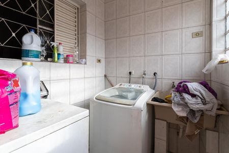 Casa à venda com 135m², 5 quartos e 2 vagas Casa à venda com 135m², 5 quartos e 2 vagasÁrea de Serviço