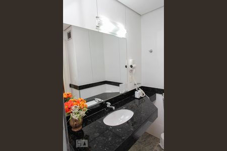 Studio à venda com 120m², 2 quartos e 1 vaga Studio à venda com 120m², 2 quartos e 1 vagaBanheiro da Suíte