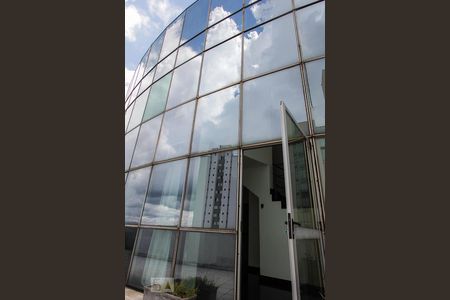 Studio à venda com 120m², 2 quartos e 1 vaga Studio à venda com 120m², 2 quartos e 1 vagaSacada