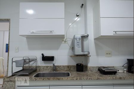 Apartamento para alugar com 113m², 3 quartos e sem vaga Apartamento para alugar com 113m², 3 quartos e sem vagaCozinha