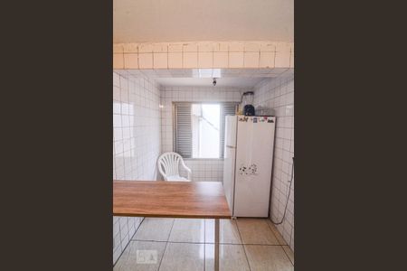 Casa à venda com 180m², 3 quartos e 2 vagas Casa à venda com 180m², 3 quartos e 2 vagasCozinha