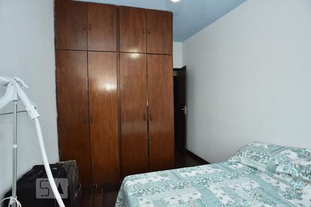 Casa de condomínio à venda com 230m², 4 quartos e 3 vagasQuarto 2