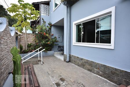 Casa de condomínio à venda com 230m², 4 quartos e 3 vagasFrente da casa