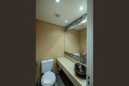 Lavabo de apartamento para alugar com 3 quartos, 127m² em Pinheiros, São Paulo