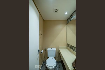 Lavabo de apartamento para alugar com 3 quartos, 127m² em Pinheiros, São Paulo