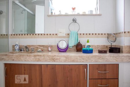 Apartamento à venda com 100m², 3 quartos e 1 vaga Apartamento à venda com 100m², 3 quartos e 1 vagaBanheiro Social