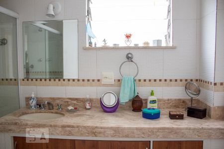 Apartamento à venda com 100m², 3 quartos e 1 vaga Apartamento à venda com 100m², 3 quartos e 1 vagaBanheiro Social