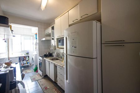 Apartamento à venda com 74m², 3 quartos e 2 vagas Apartamento à venda com 74m², 3 quartos e 2 vagasCozinha