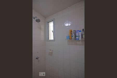 Apartamento à venda com 74m², 3 quartos e 2 vagas Apartamento à venda com 74m², 3 quartos e 2 vagasBanheiro