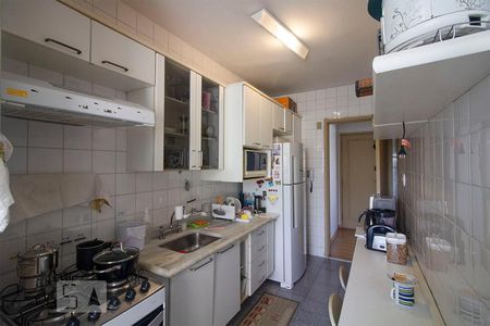 Apartamento à venda com 74m², 3 quartos e 2 vagas Apartamento à venda com 74m², 3 quartos e 2 vagasCozinha