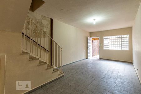 Casa à venda com 120m², 2 quartos e 1 vagaSala