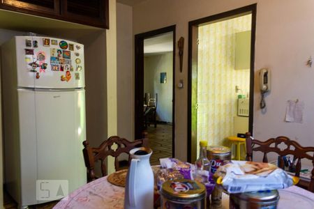 Casa à venda com 800m², 3 quartos e 2 vagas Casa à venda com 800m², 3 quartos e 2 vagasSala de Jantar