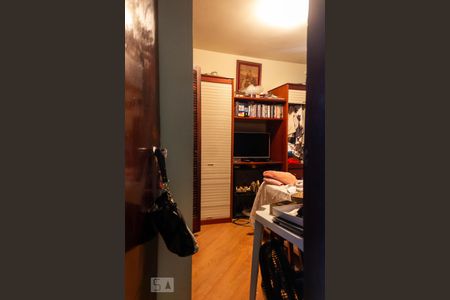 Casa à venda com 800m², 3 quartos e 2 vagas Casa à venda com 800m², 3 quartos e 2 vagasQuarto 2