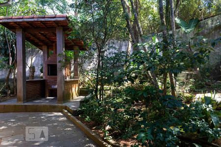 Casa à venda com 800m², 3 quartos e 2 vagas Casa à venda com 800m², 3 quartos e 2 vagasÁrea Externa