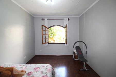 Casa à venda com 352m², 4 quartos e 5 vagasquarto 2