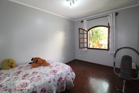 Casa à venda com 352m², 4 quartos e 5 vagasquarto 2