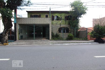Casa à venda com 352m², 4 quartos e 5 vagasFachada