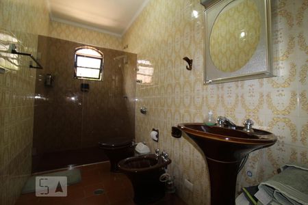 Casa à venda com 352m², 4 quartos e 5 vagas1 suite