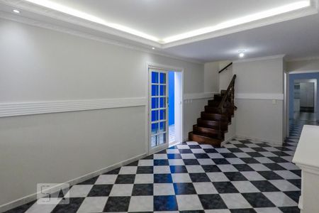 Sala de casa para alugar com 4 quartos, 300m² em Vila Monumento, São Paulo