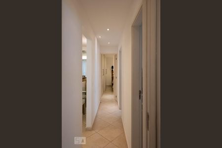 Apartamento à venda com 96m², 3 quartos e 2 vagas Apartamento à venda com 96m², 3 quartos e 2 vagasCorredor