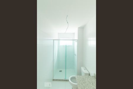 Apartamento para alugar com 197m², 3 quartos e 3 vagas Apartamento para alugar com 197m², 3 quartos e 3 vagasBanheiro da Suíte 2