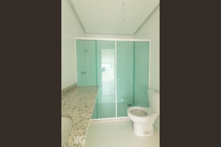 Apartamento para alugar com 197m², 3 quartos e 3 vagas Apartamento para alugar com 197m², 3 quartos e 3 vagasBanheiro da Suíte 1