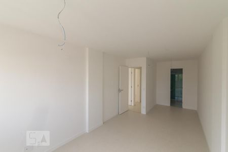 Apartamento para alugar com 197m², 3 quartos e 3 vagas Apartamento para alugar com 197m², 3 quartos e 3 vagasSuíte 1