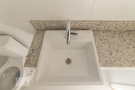 Apartamento para alugar com 197m², 3 quartos e 3 vagas Apartamento para alugar com 197m², 3 quartos e 3 vagasLavabo - Pia