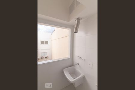 Apartamento para alugar com 197m², 3 quartos e 3 vagas Apartamento para alugar com 197m², 3 quartos e 3 vagasÁrea de Serviço