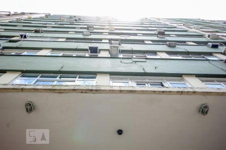 Apartamento à venda com 48m², 1 quarto e sem vaga Apartamento à venda com 48m², 1 quarto e sem vagaFachada