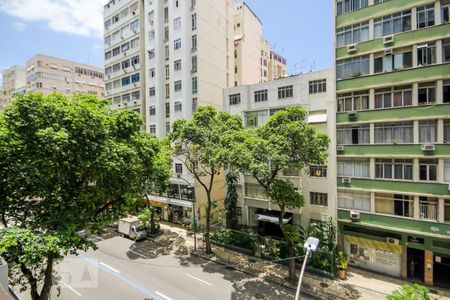 Apartamento à venda com 48m², 1 quarto e sem vaga Apartamento à venda com 48m², 1 quarto e sem vagaVista
