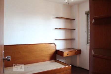 Apartamento à venda com 62m², 3 quartos e 2 vagasQuarto 2