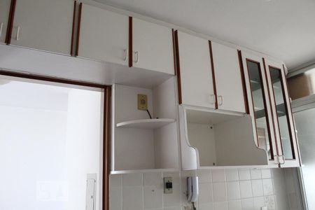 Apartamento à venda com 62m², 3 quartos e 2 vagasCozinha - Armários