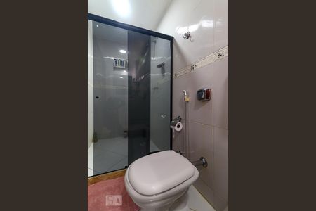 Apartamento à venda com 220m², 2 quartos e 2 vagasBanheiro da Suíte 2